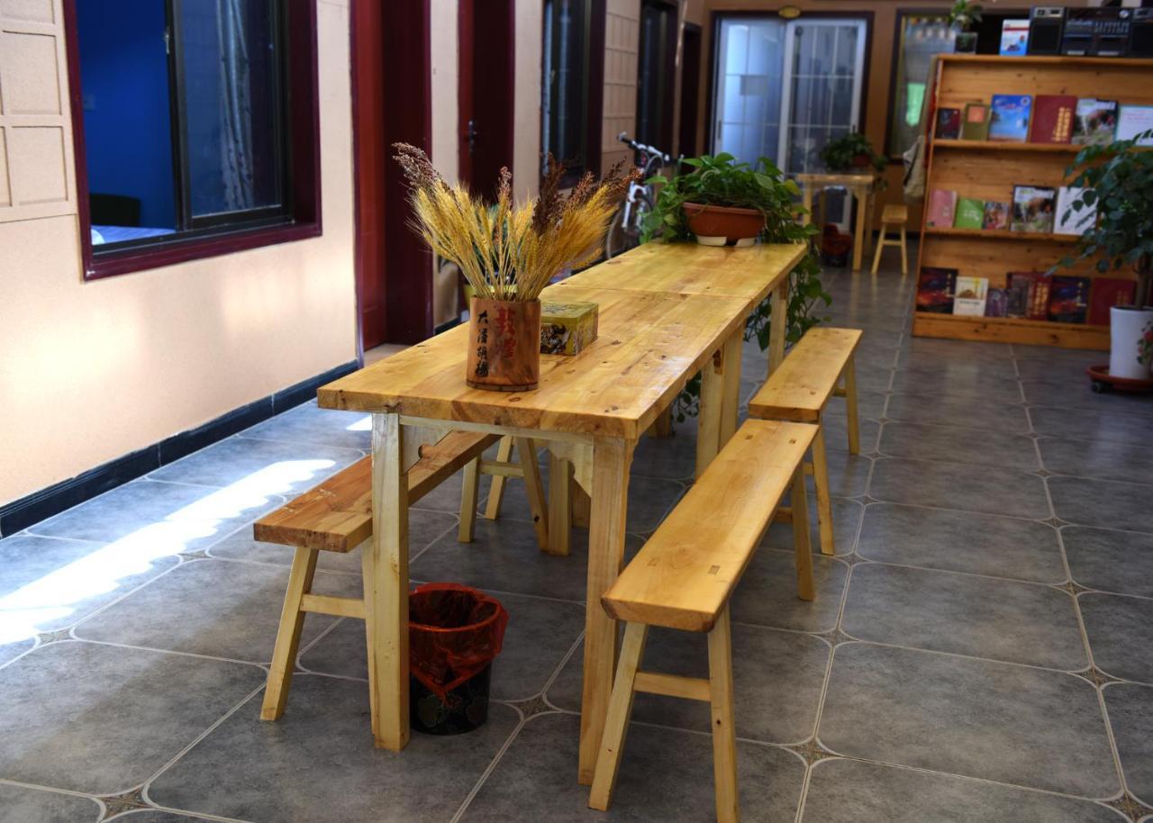 Dunhuang 8090 Guest House 外观 照片